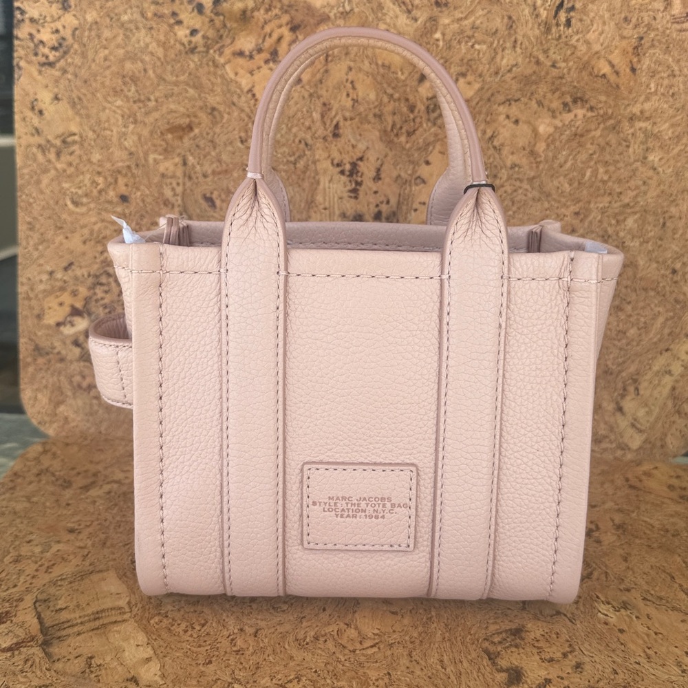 NWT Marc Jacobs Tan Tote Bag mini crossbody - Picture 9 of 13